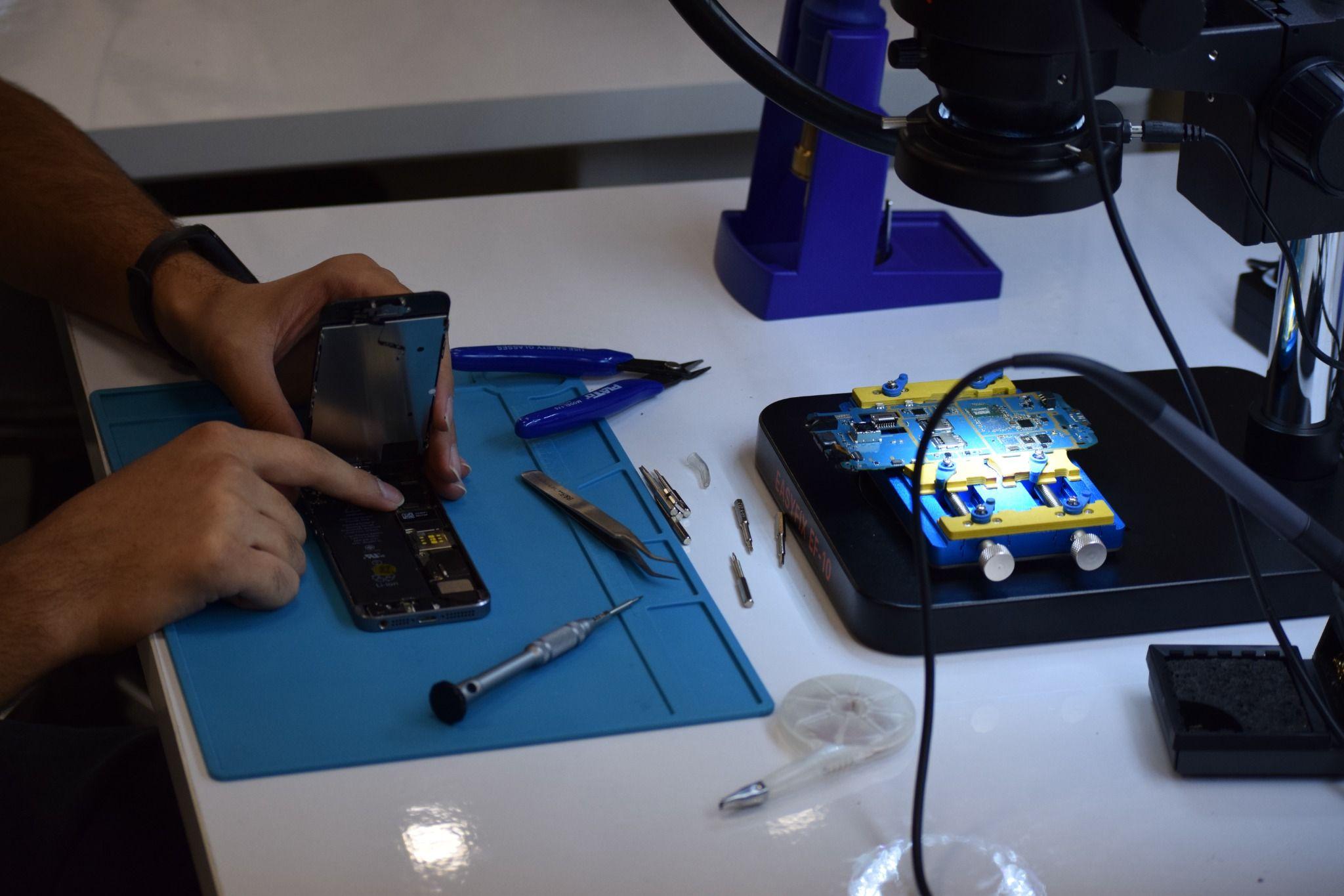 آکادمی تاچ - آموزشگاه تخصصی تعمیر موبایل