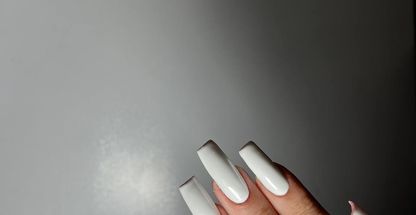 انجام خدمات ناخن و اصلاح صورتو ابرو