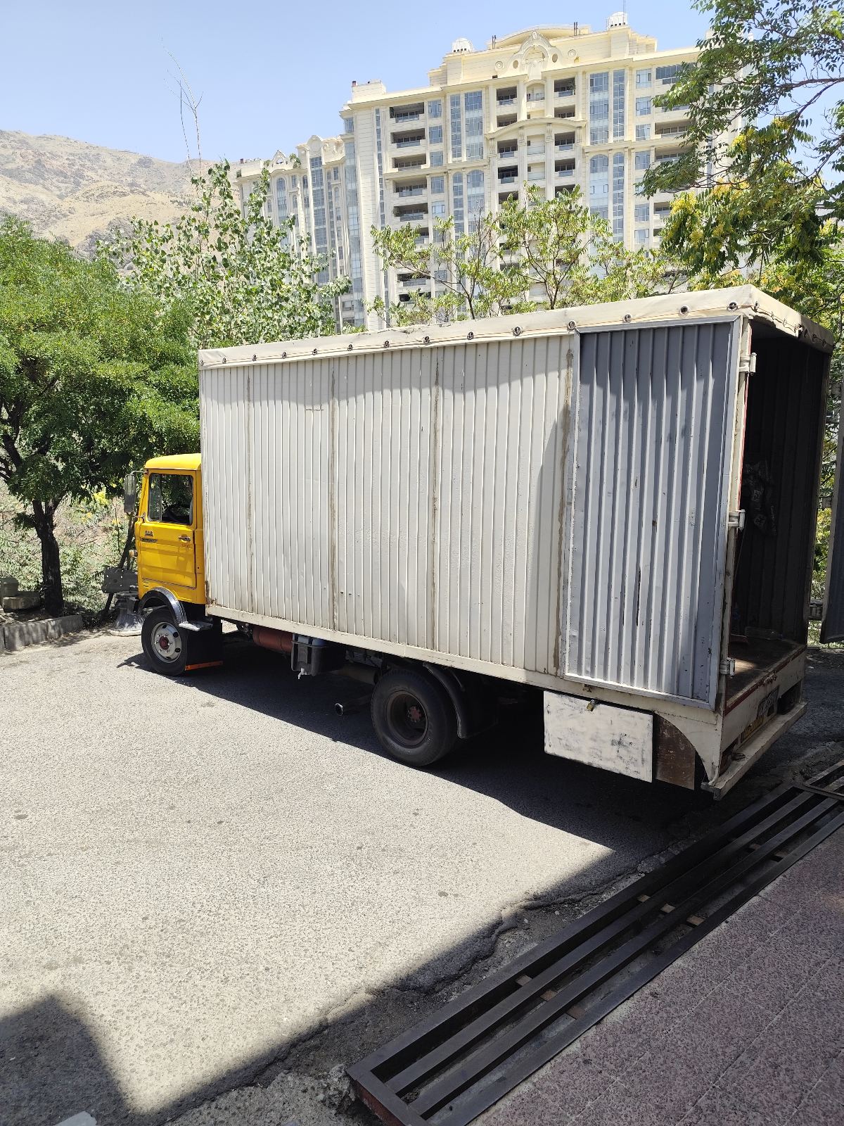 اتوبار باربری ظریف بار زیبا بار اطلس بار