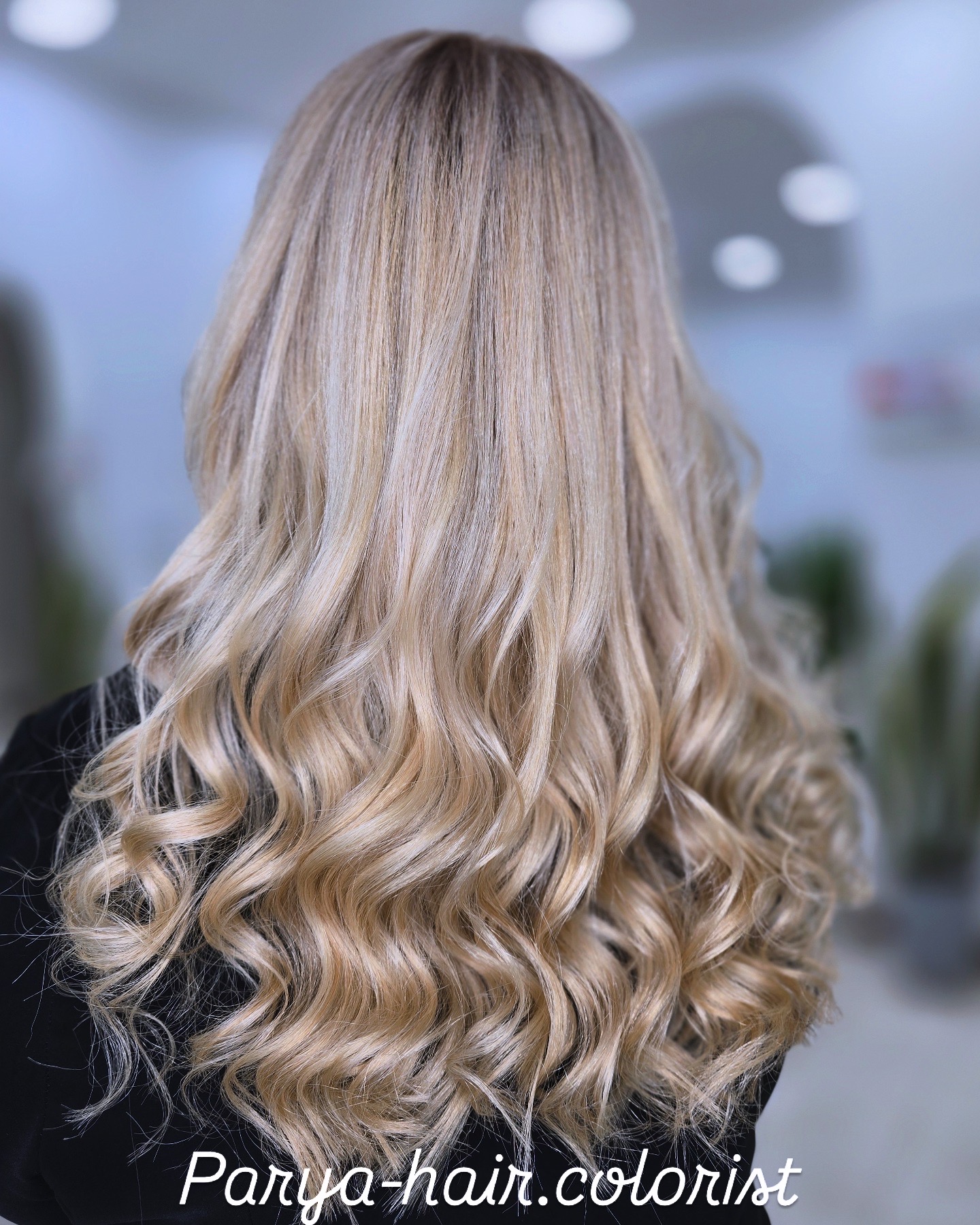 خدمات تخصصی رنگ و لایت شیراز