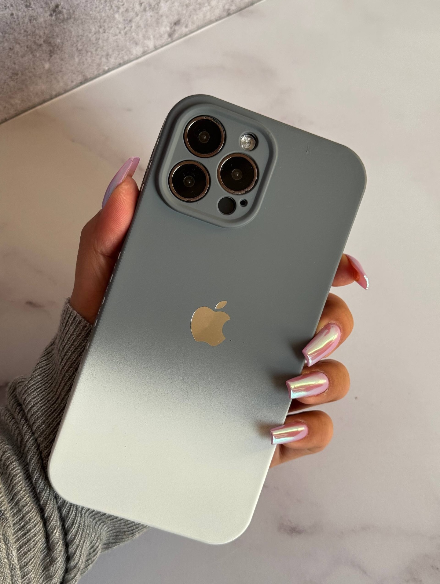 کاور گوشی صدرا