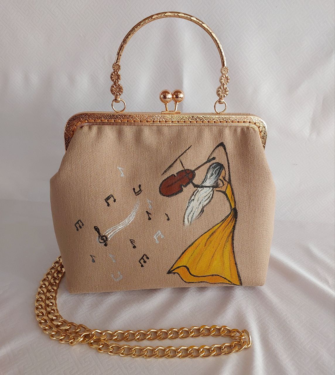 تولید کیف های پارچه و چرم سیلا