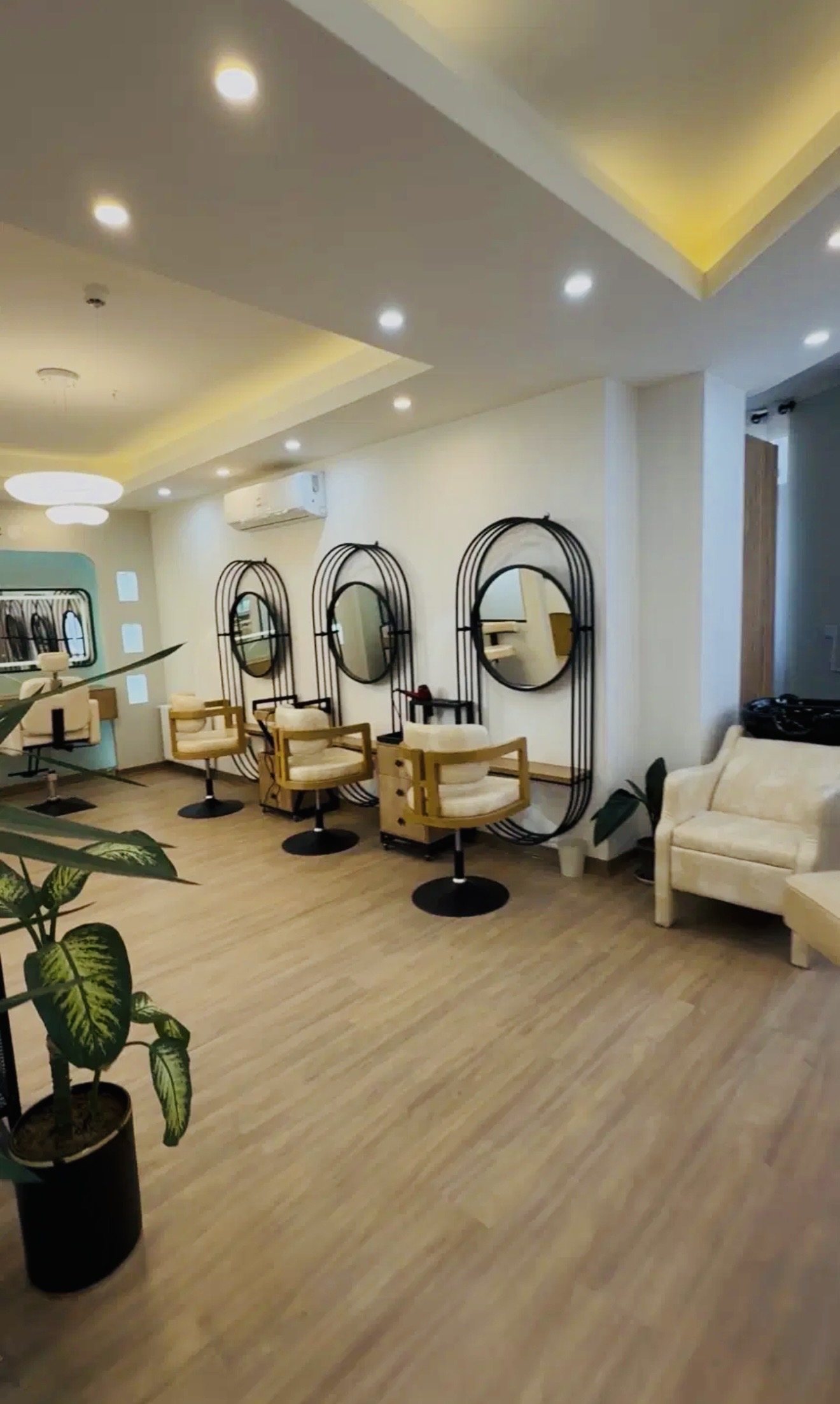 سالن زیبایی تینا ایرانی vip