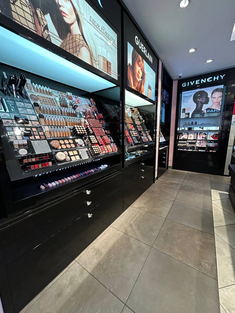 آلمانیکا شاپ