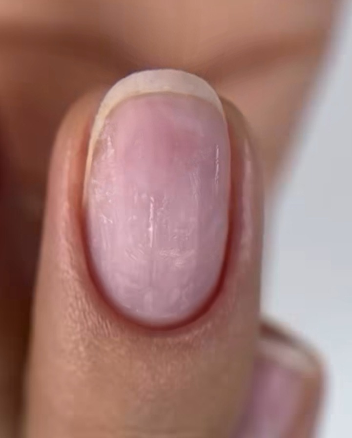 آموزش و خدمات کاشت ناخن شبنم رحیمی