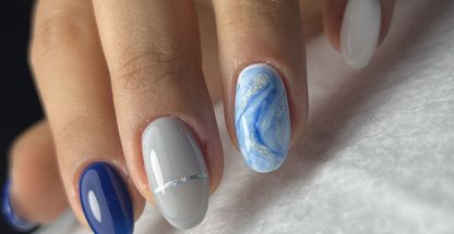 خدمات تخصصی کاشت و ترمیم ناخن فاطمه