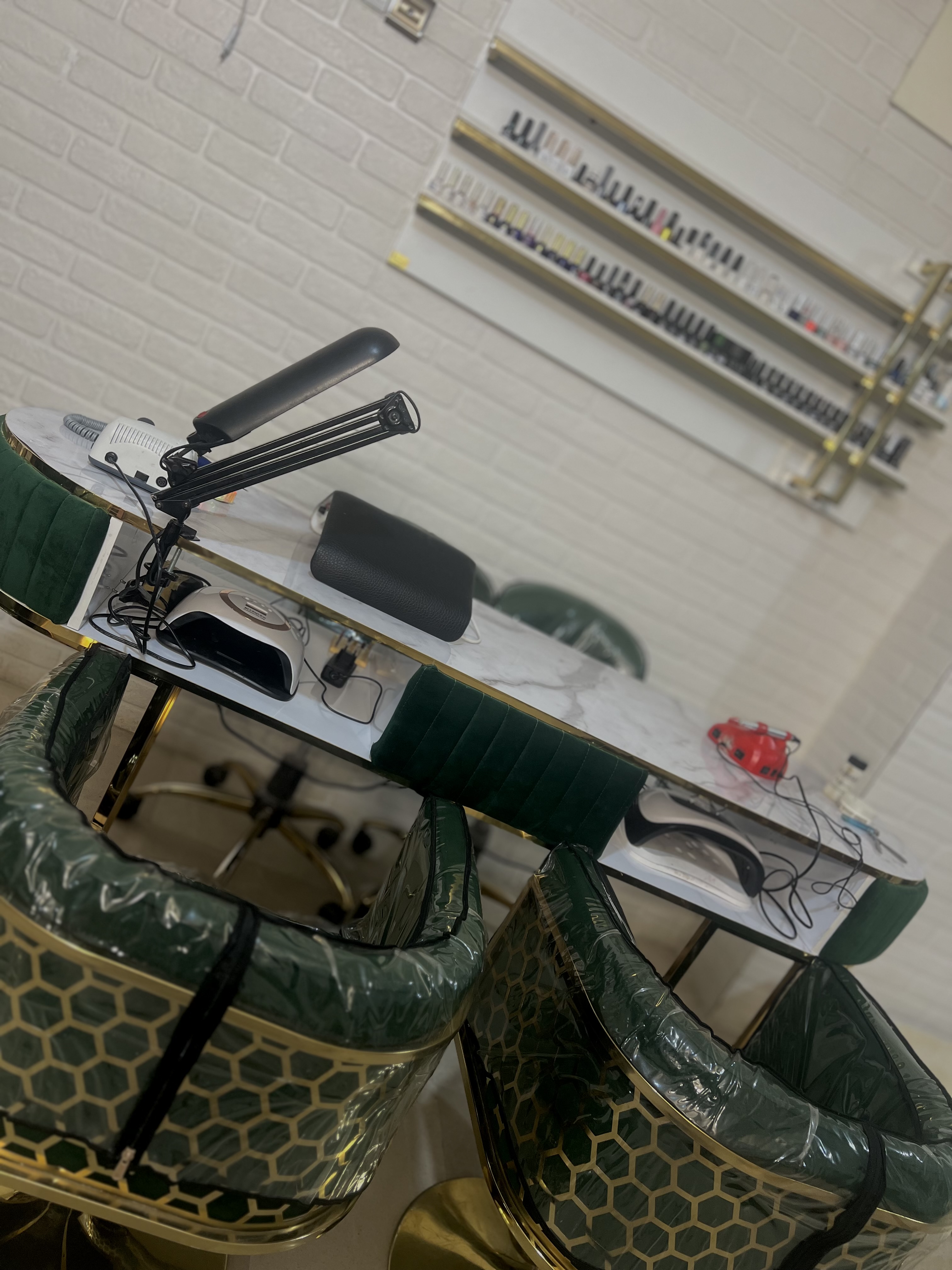 سالن زیبایی ونوس نصرتی