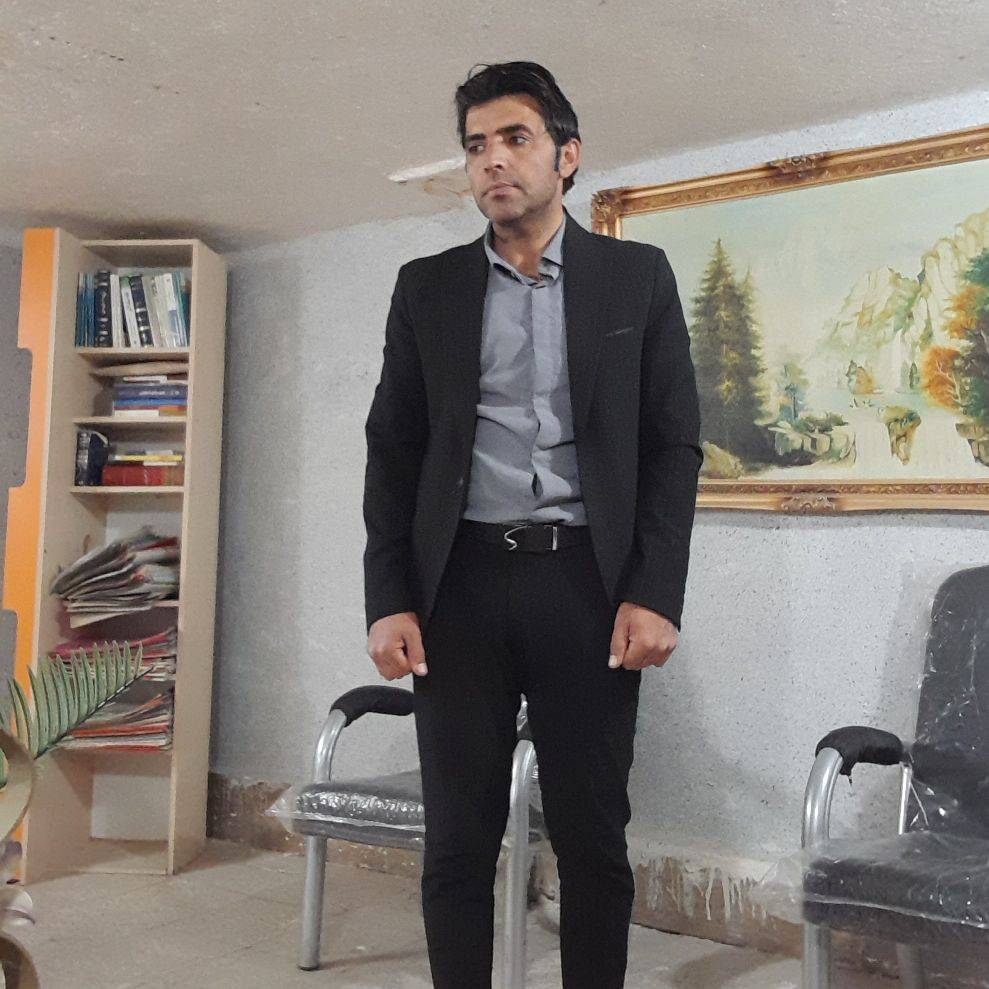 وکیل پایه دادگستری آیت خســــــــــروی