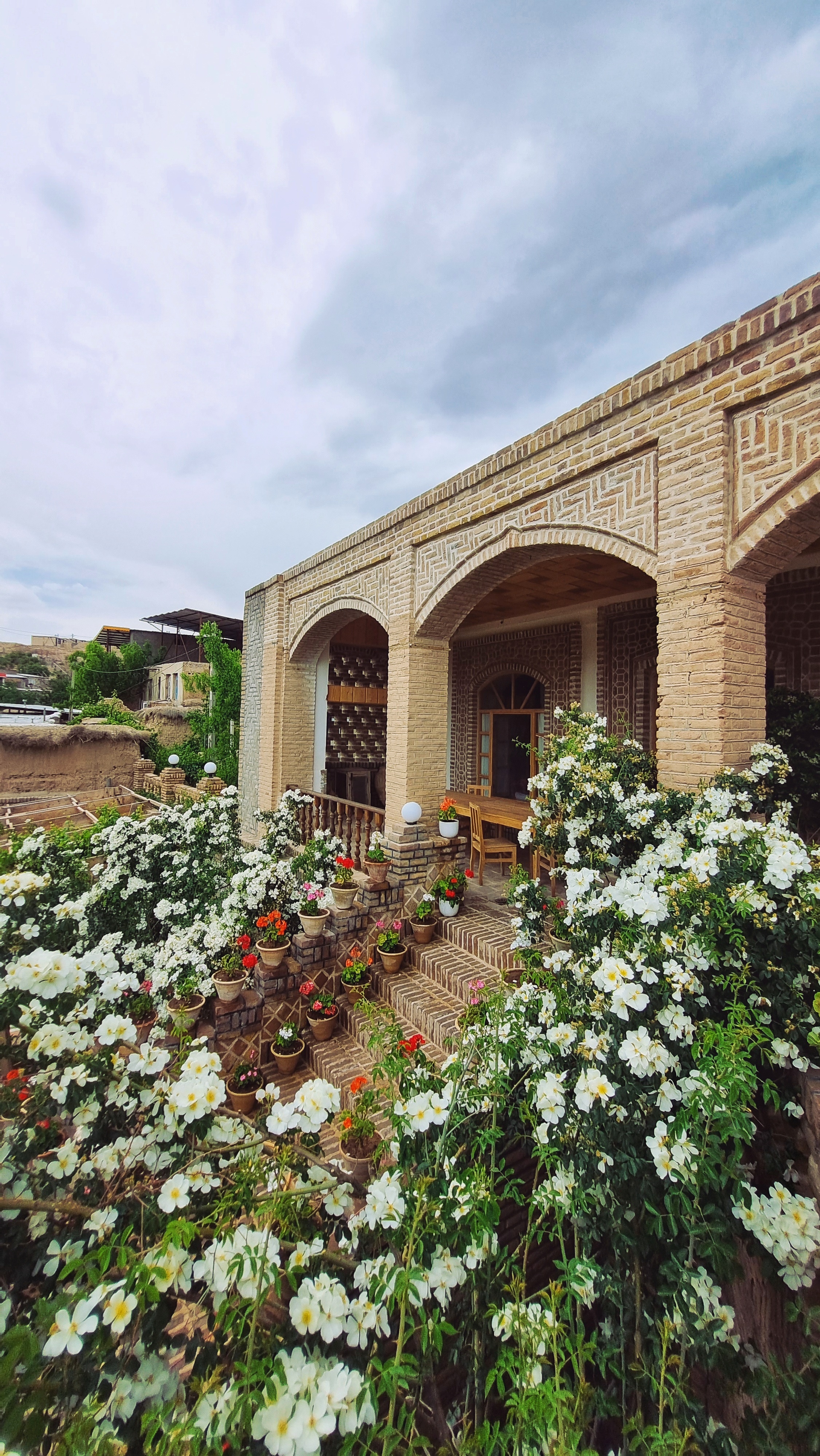 اقامتگاه بومگردی  سرای ناظر