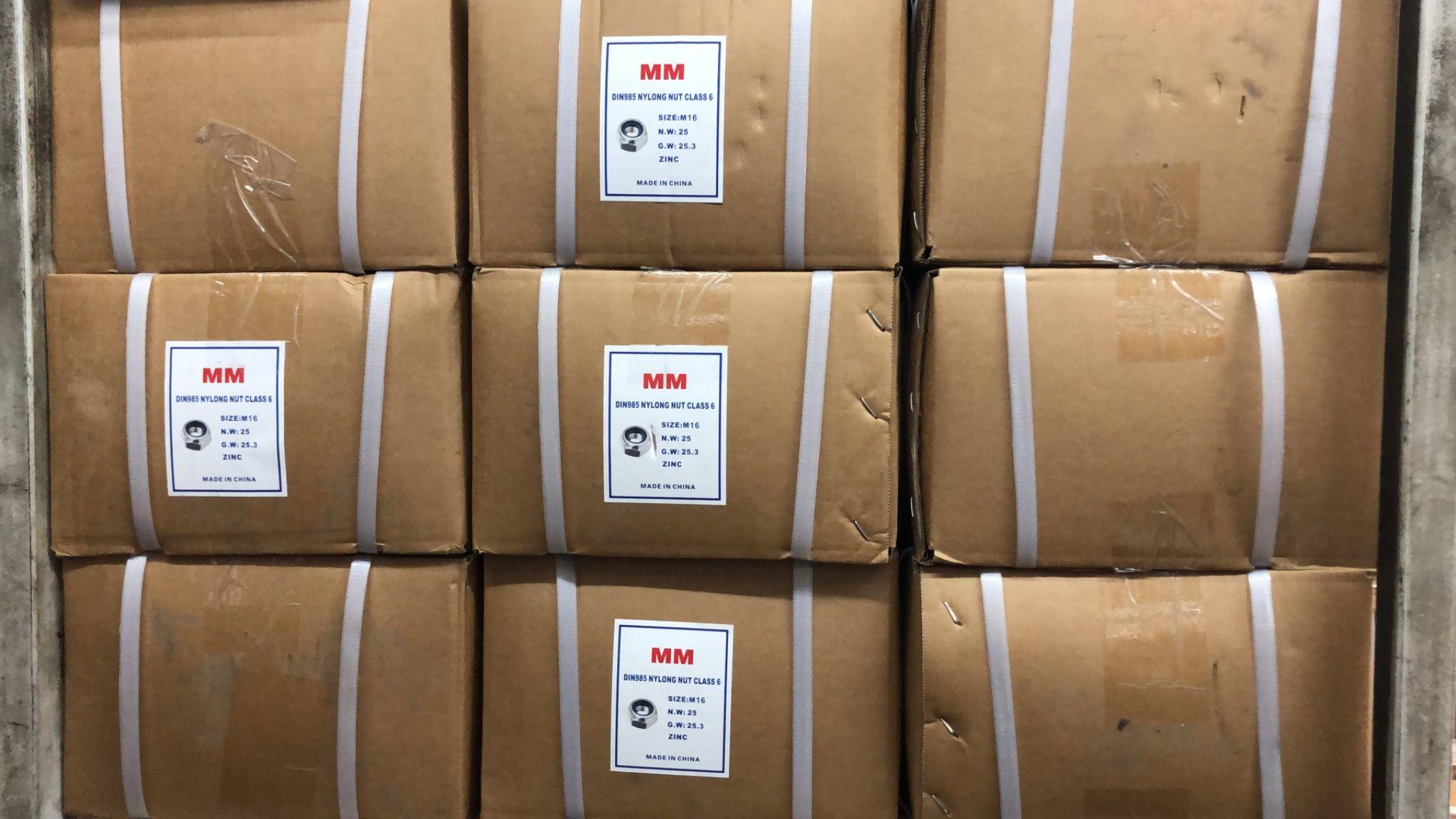 پیچ و مهره و ابزار آلات ساختمانی