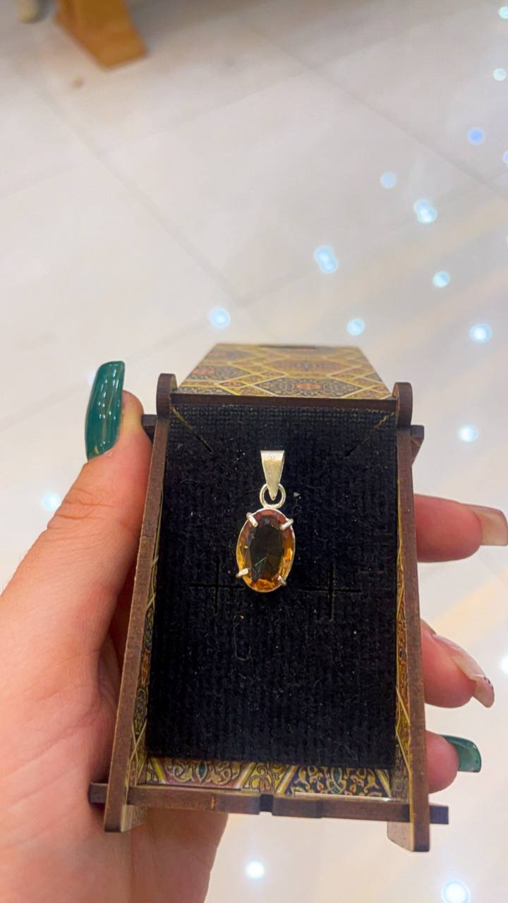 آموزشگاه طلا و جواهر سازی گارنت