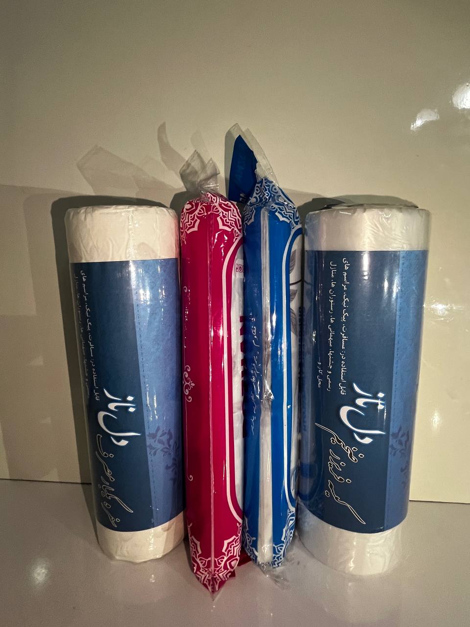 دل ناز پلاست