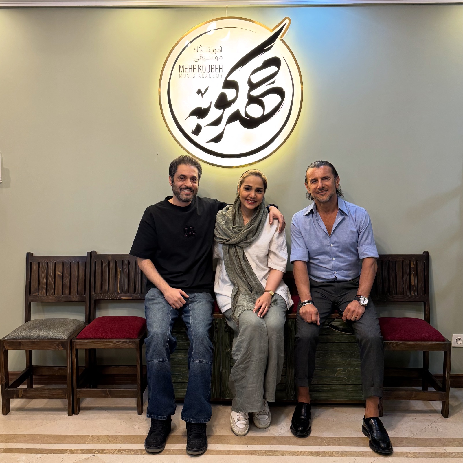 آموزشگاه موسیقی مهرکوبه(مهرناز دبیرزاده)