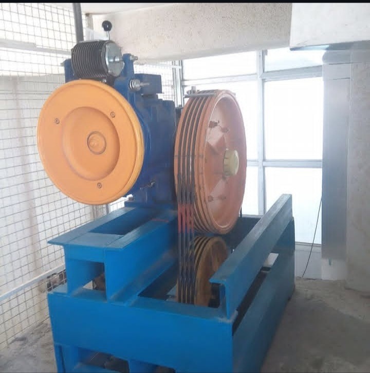 سرویس و نگهداری تخصصی اسانسور جباری