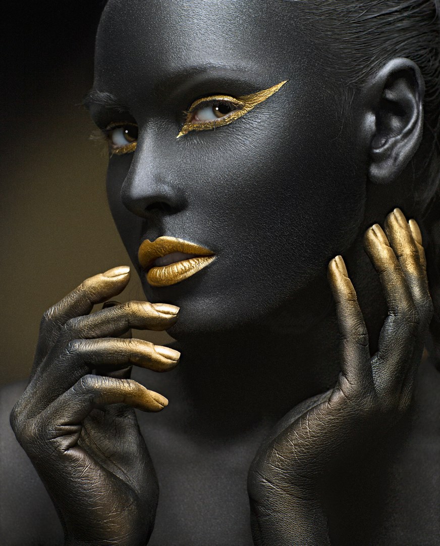 سالن زیبایی مشکی