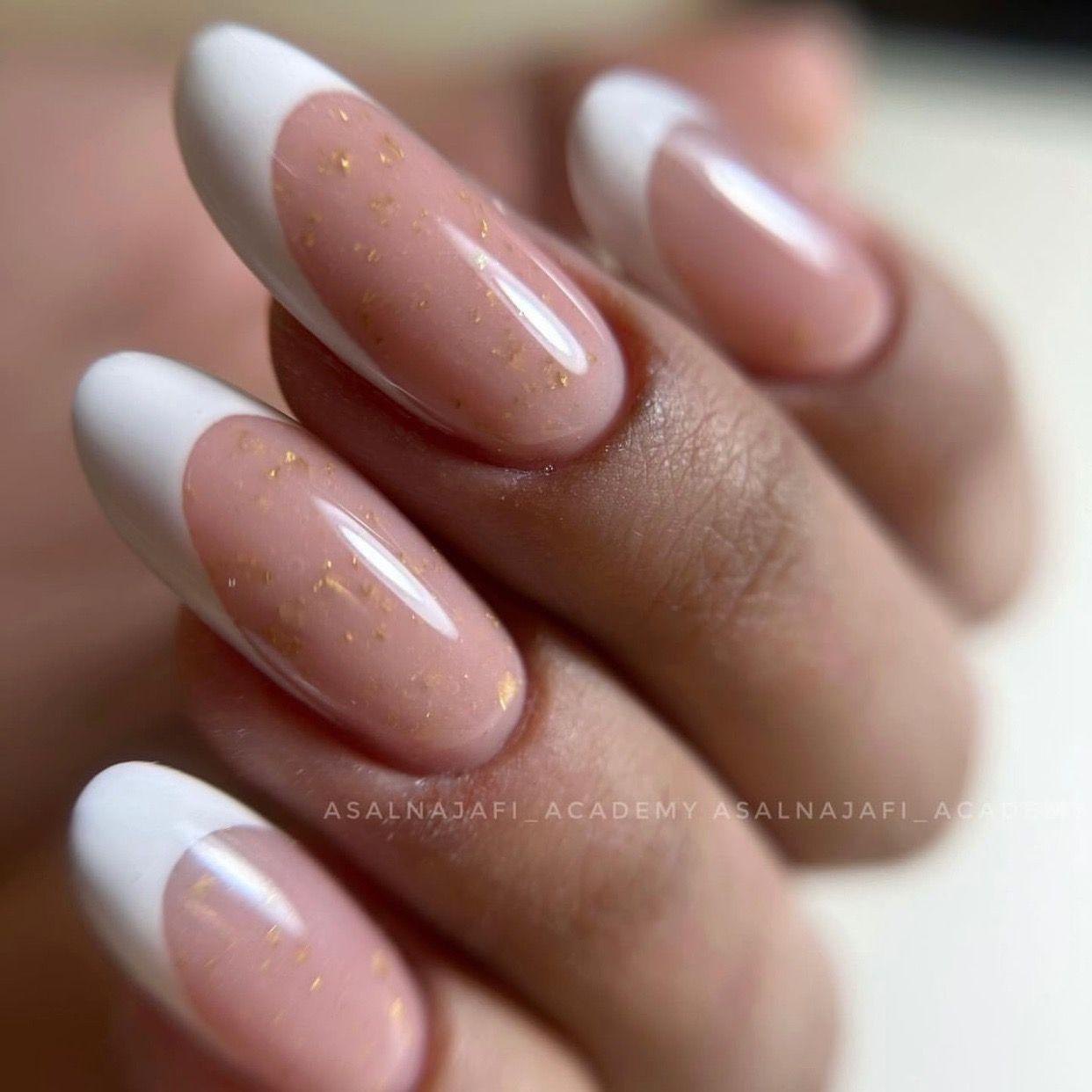 مرکز تخصصی ناخن سبك روسي در نازی آباد