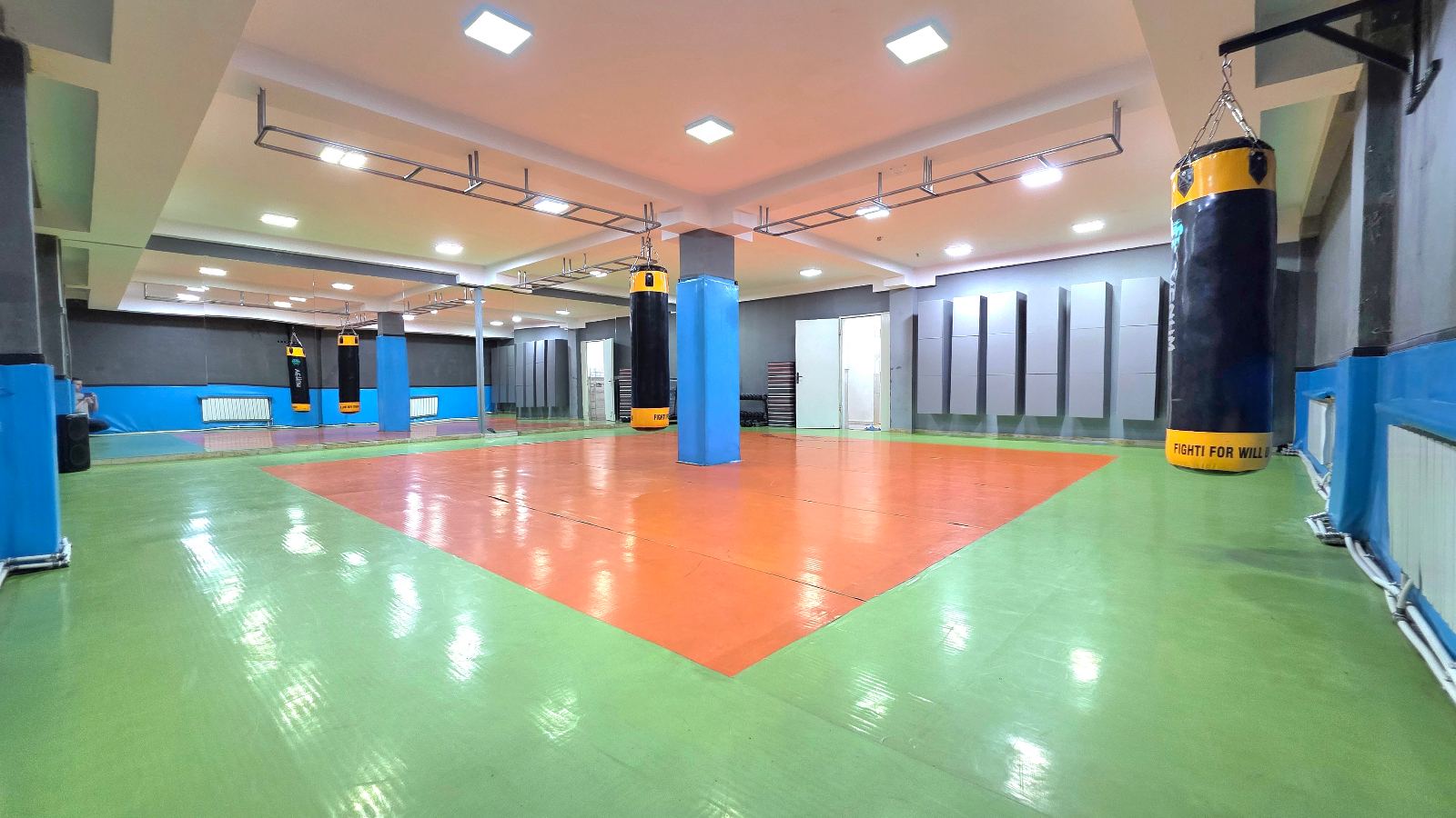 باشگاه فیتنس و آمادگی جسمانی دانیال بقا