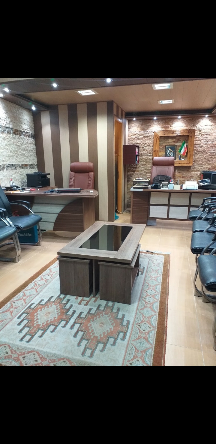املاک یزدانی ، دهکده ساحلی