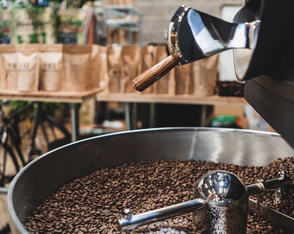 Luca Cafe-Roastery لوکا کافه