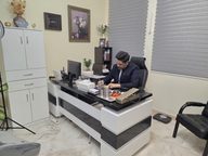 دکتر فرشاد فرنیا (متخصص داخلی و زیبایی)