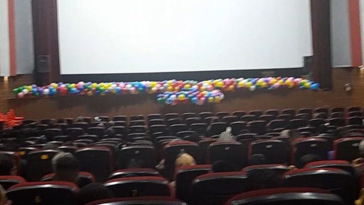 سینما 6 بعدی