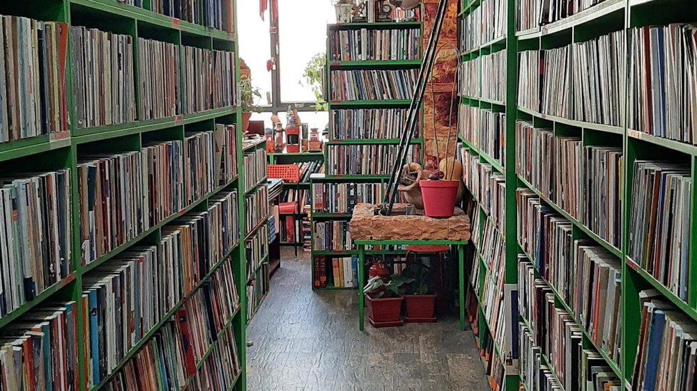 باغ کتاب ملک
