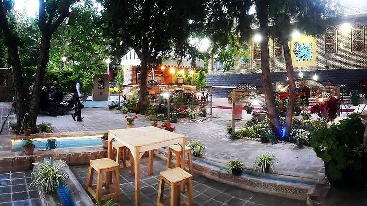 رستوران سنتی ترمه