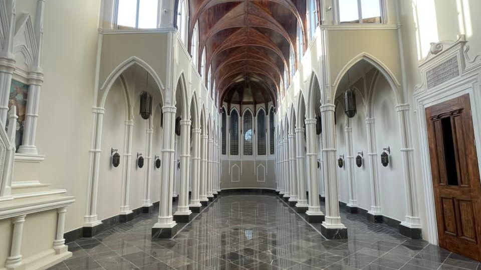 عمارت عکاسی دیورا