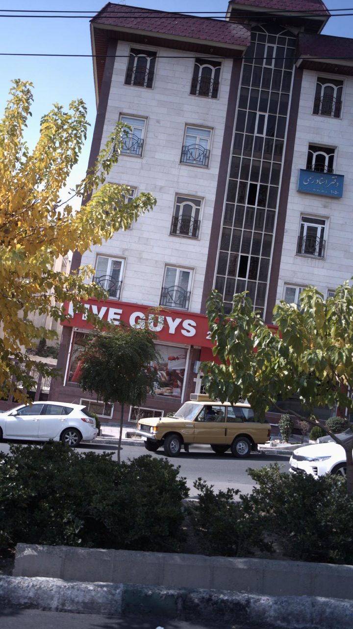 سرای سنتی خاقان