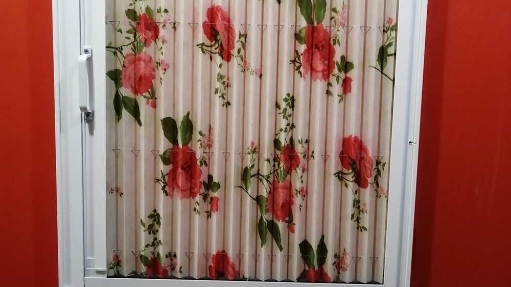 کرکره برقی و سیستم های حفاظتی رادمین