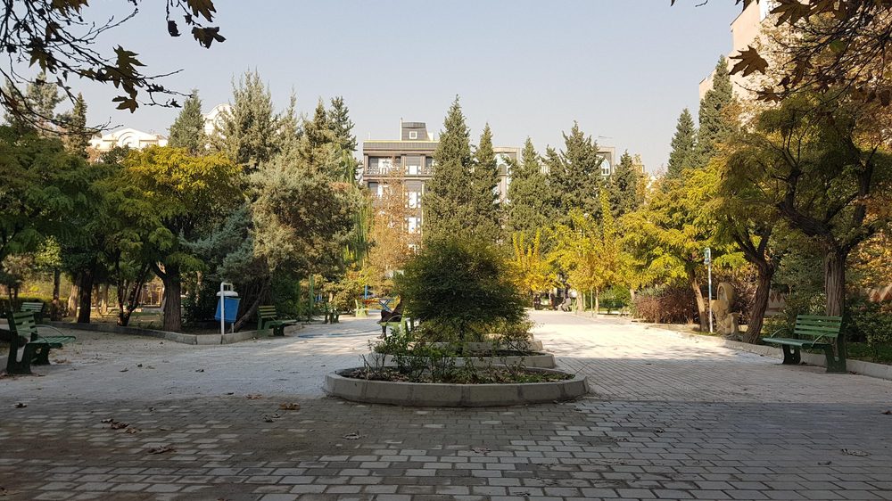 بوستان اموزگار