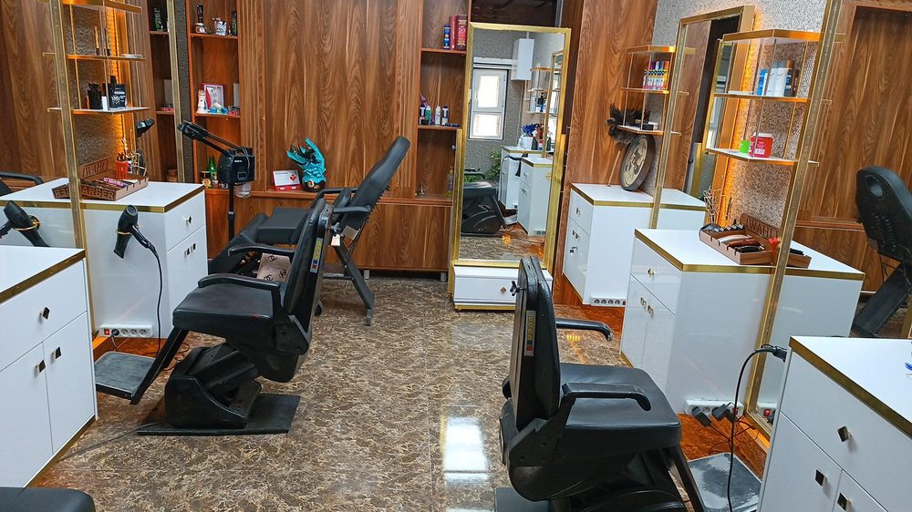 اکستشن مژه انا