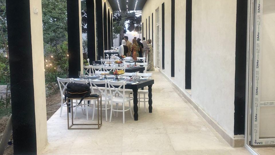 باغ رستوران مجلل