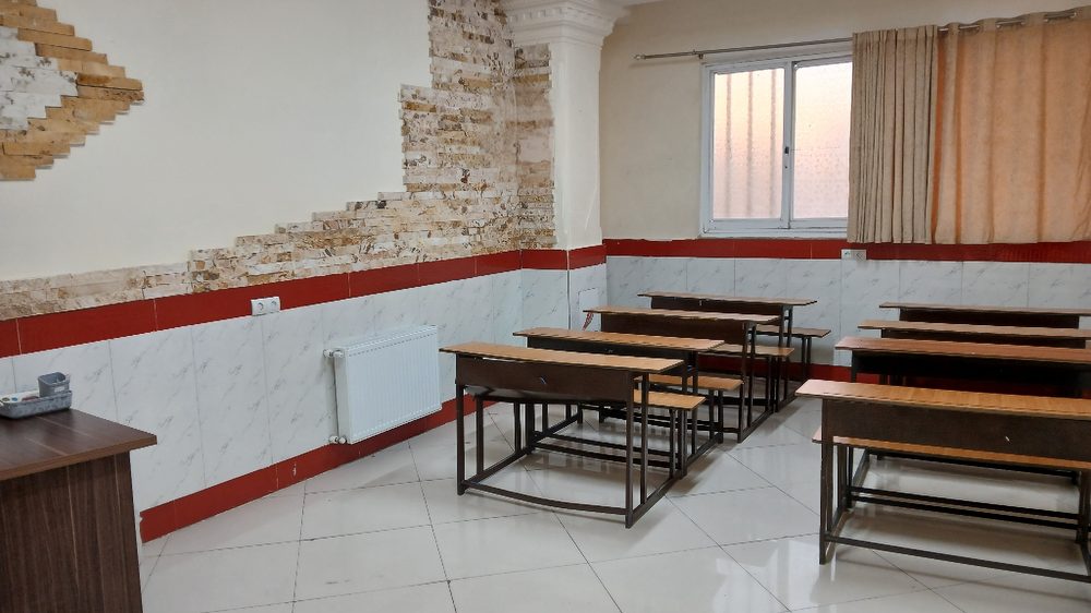 دبیرستان دخترانه امنه