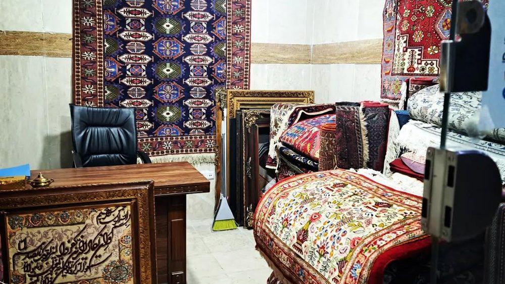 فروشگاه فرش و مبل خانه ایرانی