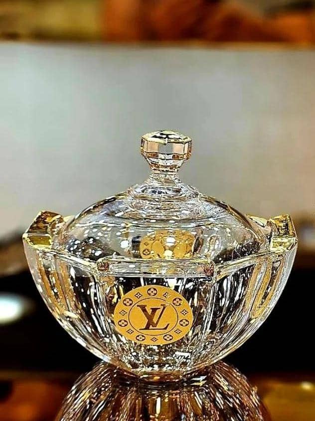 نمایندگی و کارگاه  پخش بلور رنگی باران