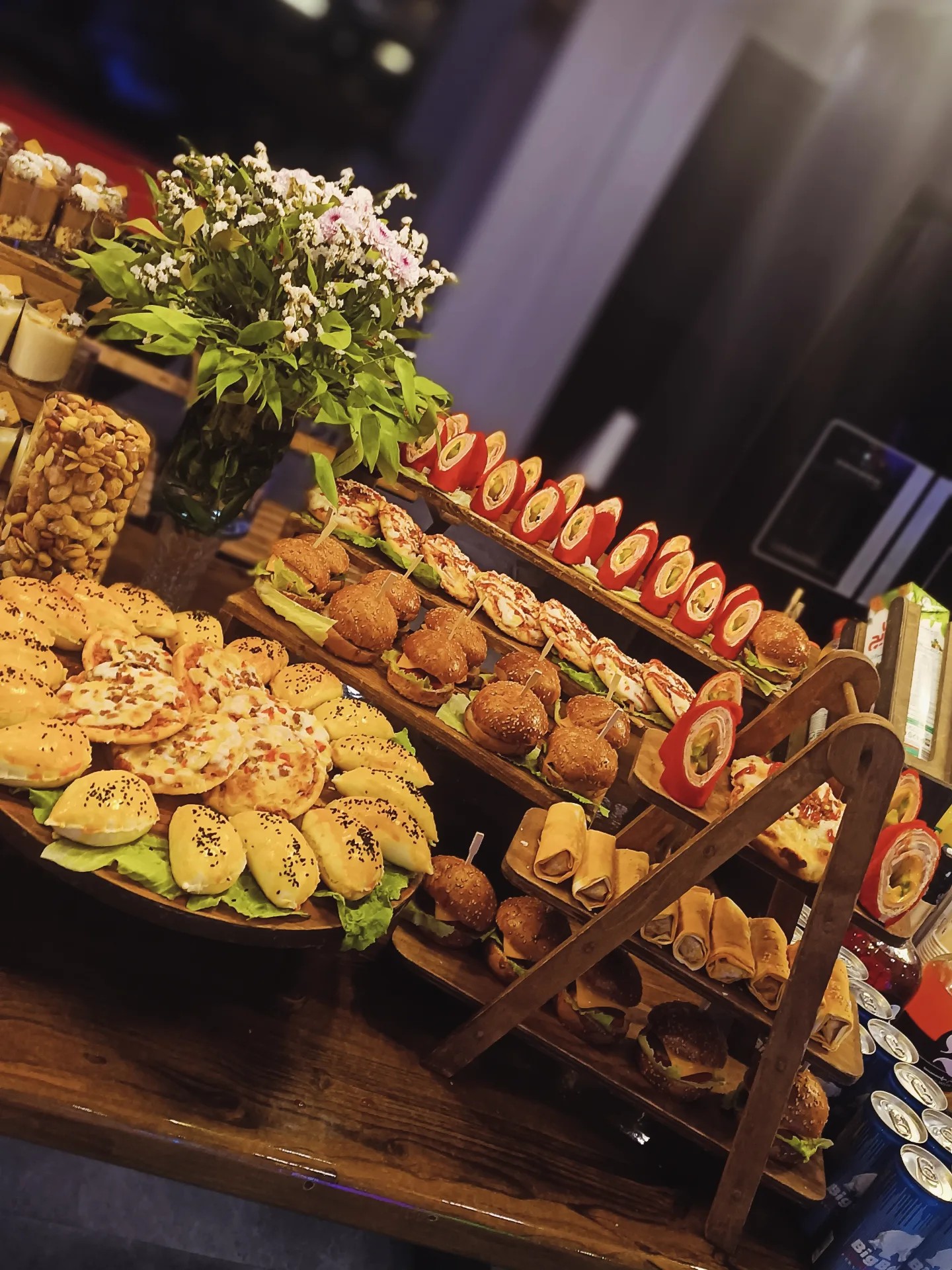 فینگر فود هانا فود