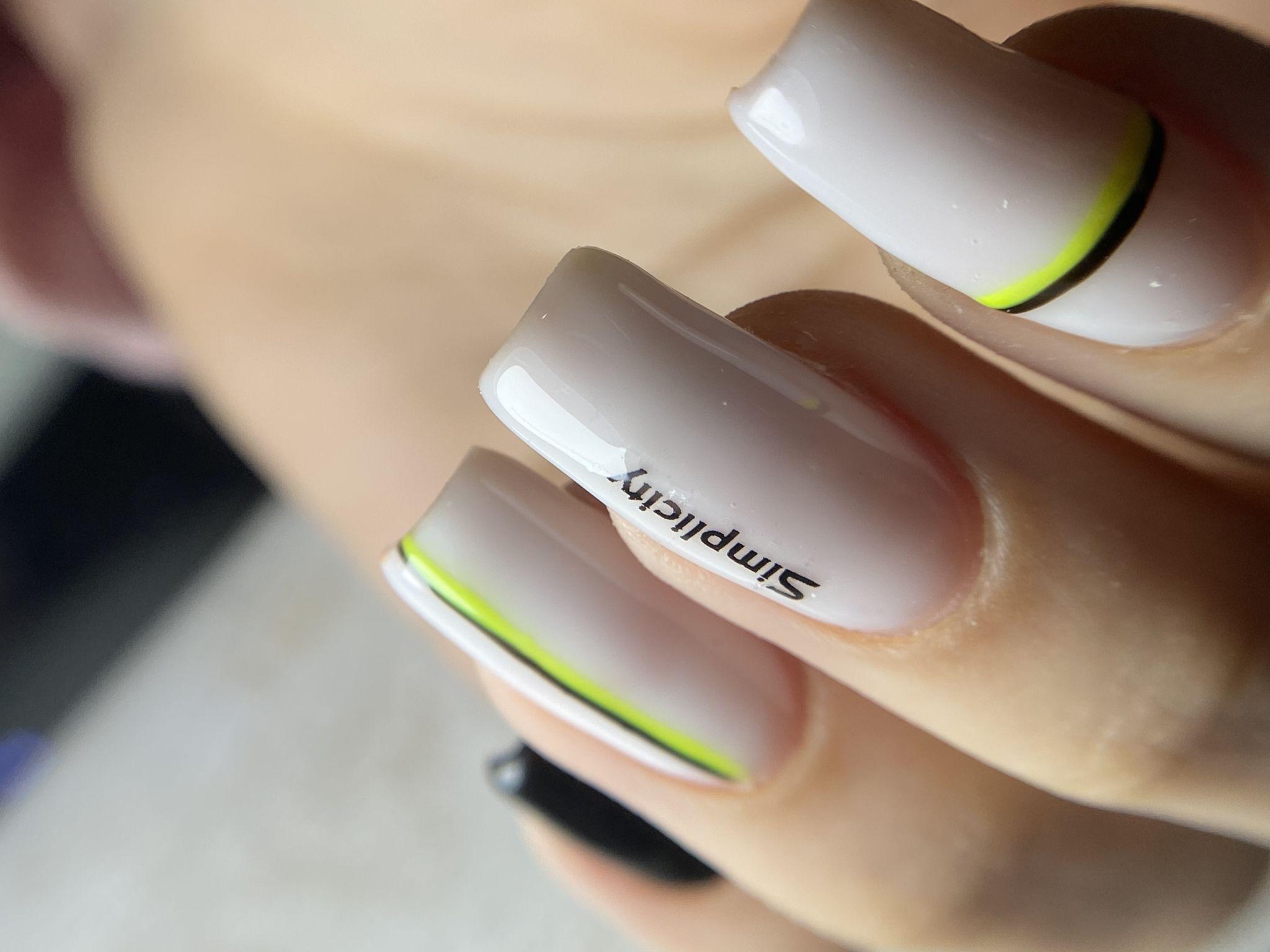 خدمات زیبایی ناخن