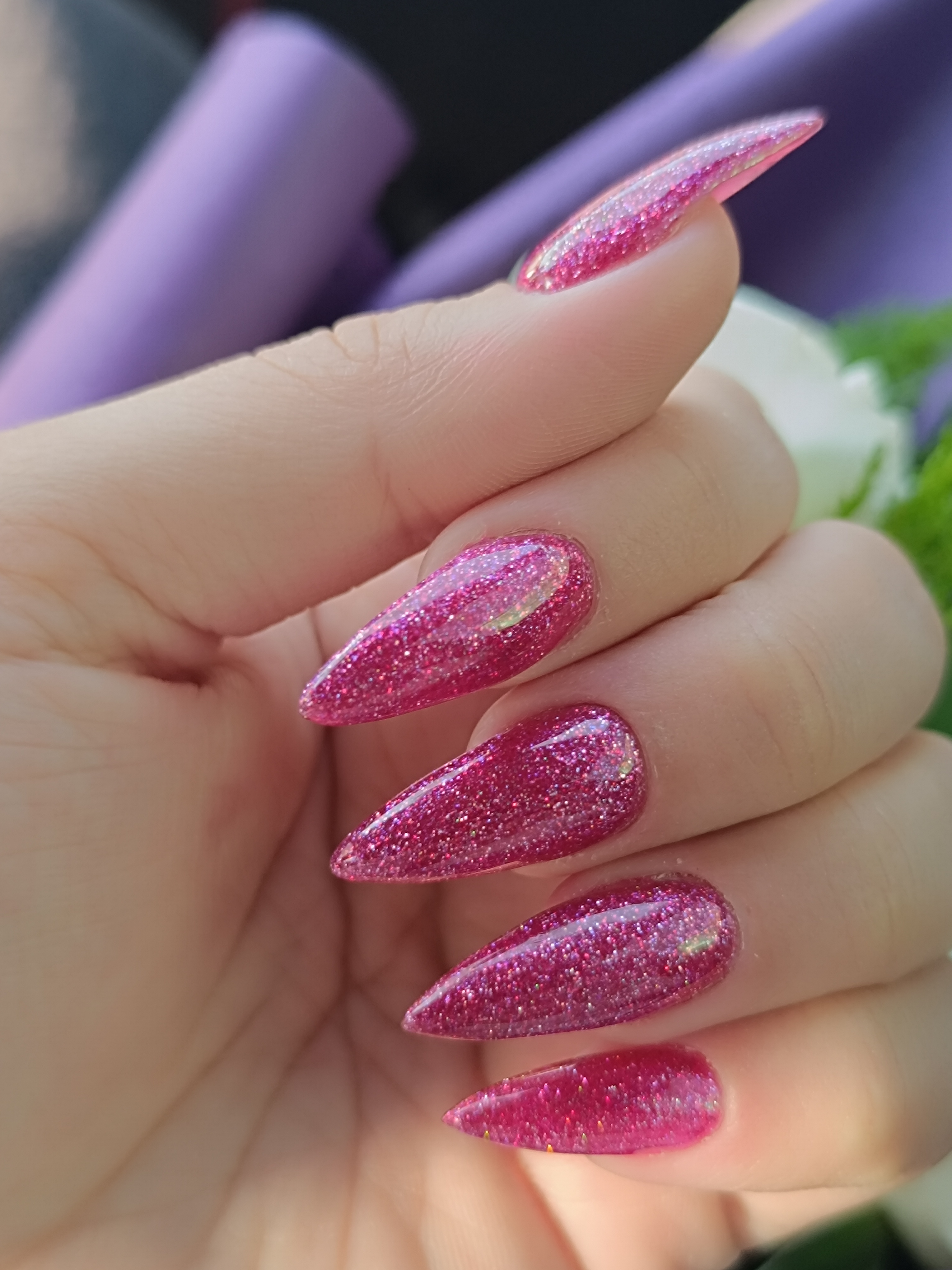 کاشت ناخن وترمیم به صورت تخصصی