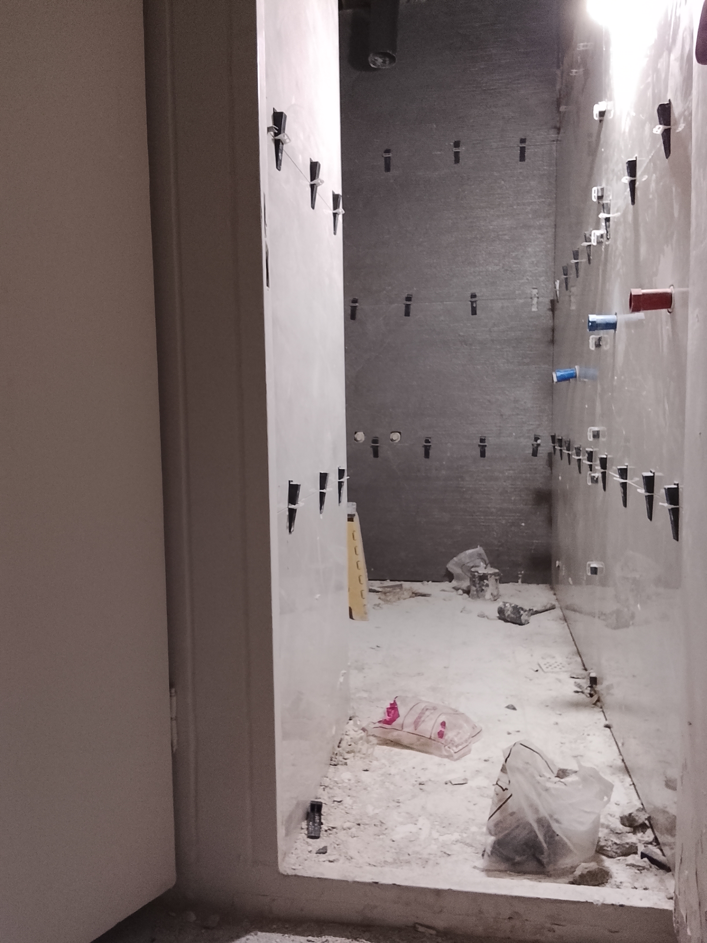 خدمات کاشی وسرامیک کاری صیادی