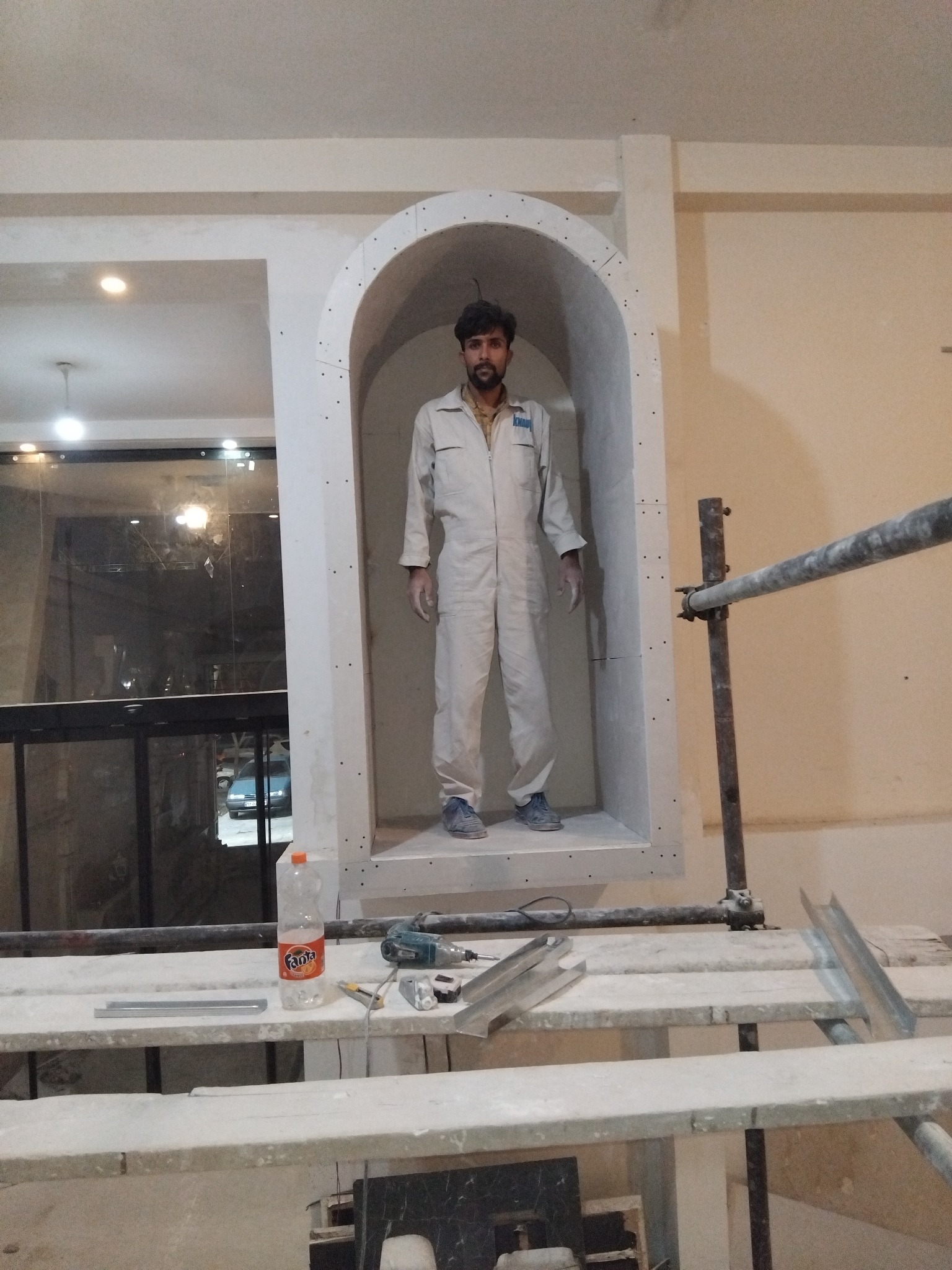 دکوراسیون داخلی کابینت و کناف