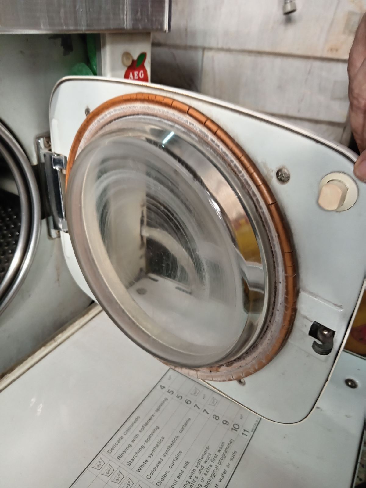 خدمات فنی تک سرویس