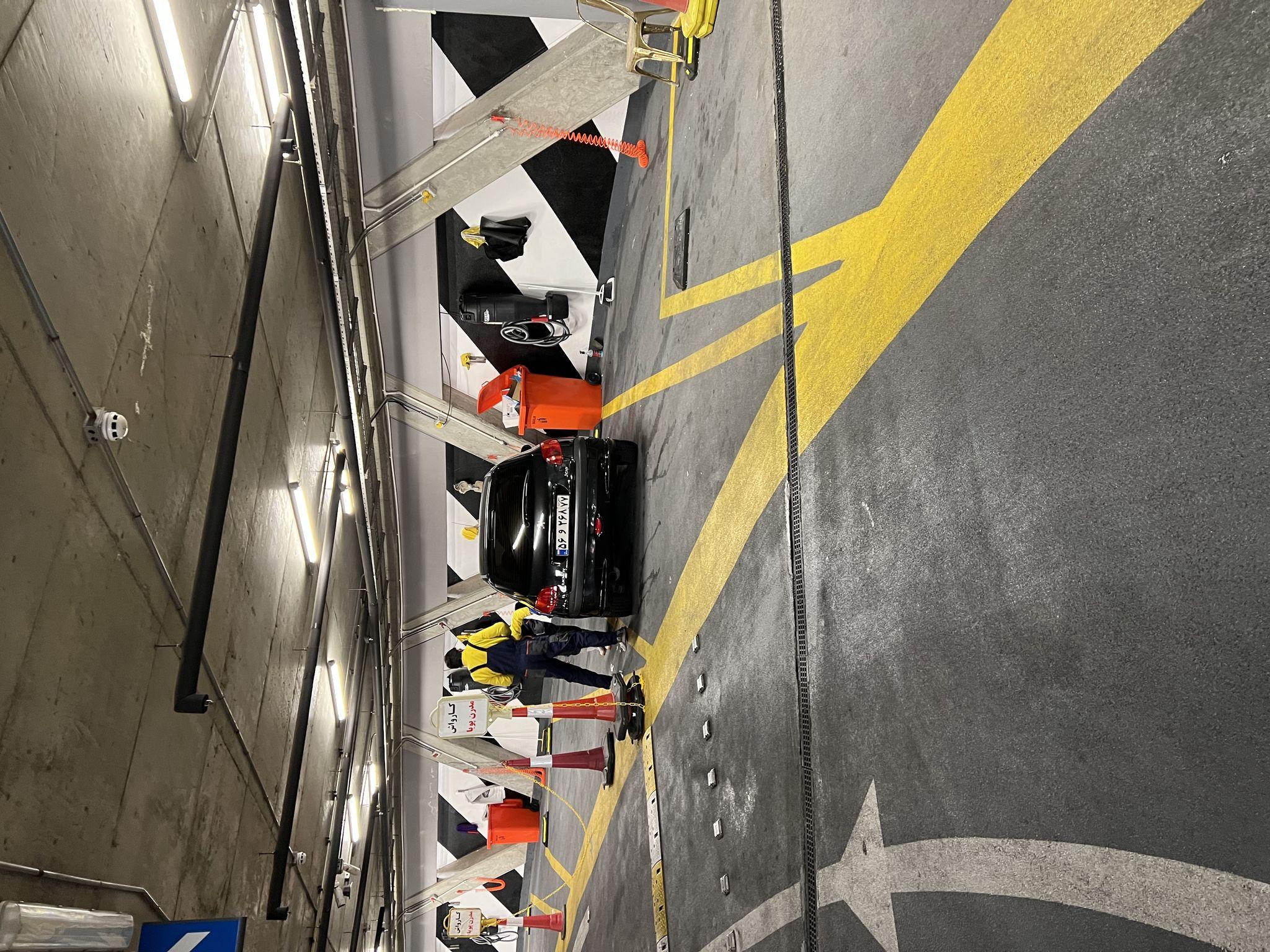 کارواش مدرن پویا(آواسنتر)