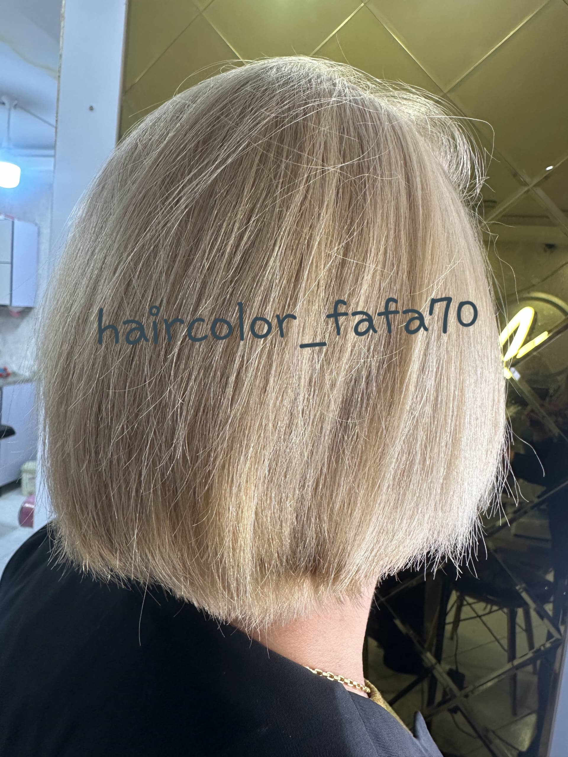 سالن زیبایی پوست و مو haircolor_fafa70
