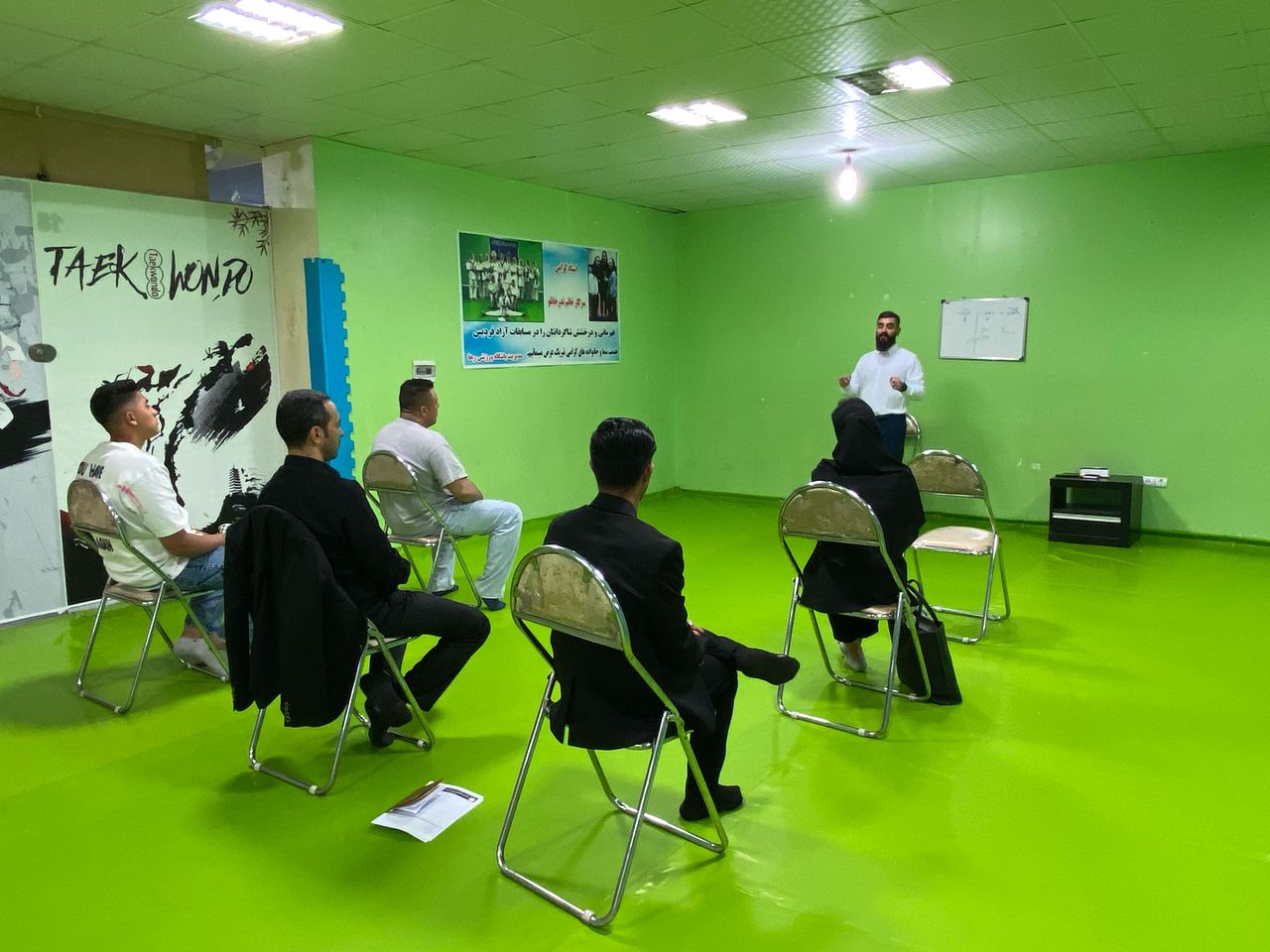کمیته بادیگاردی مشکی پوشان