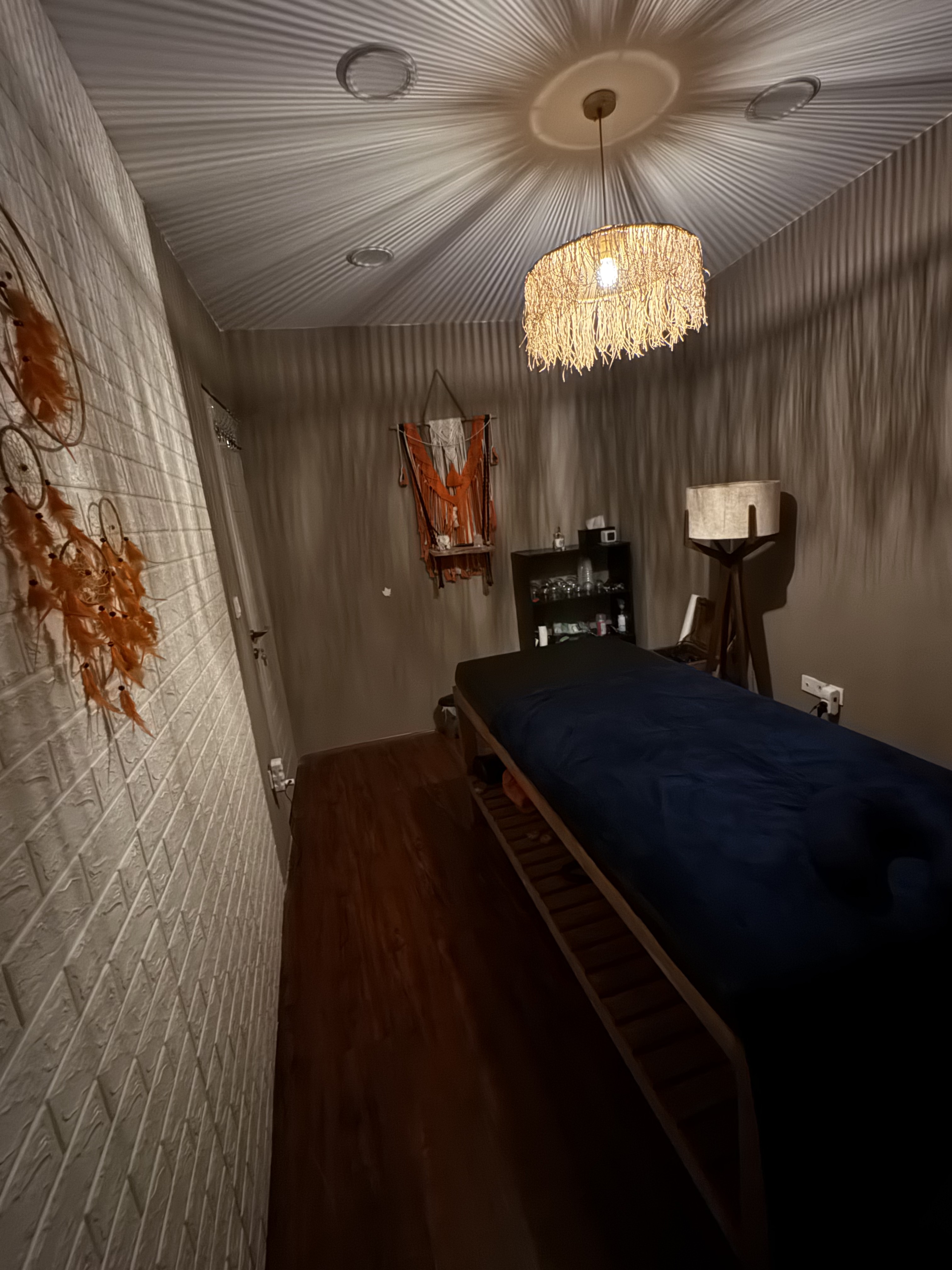 مرکز ماساژ خالقی