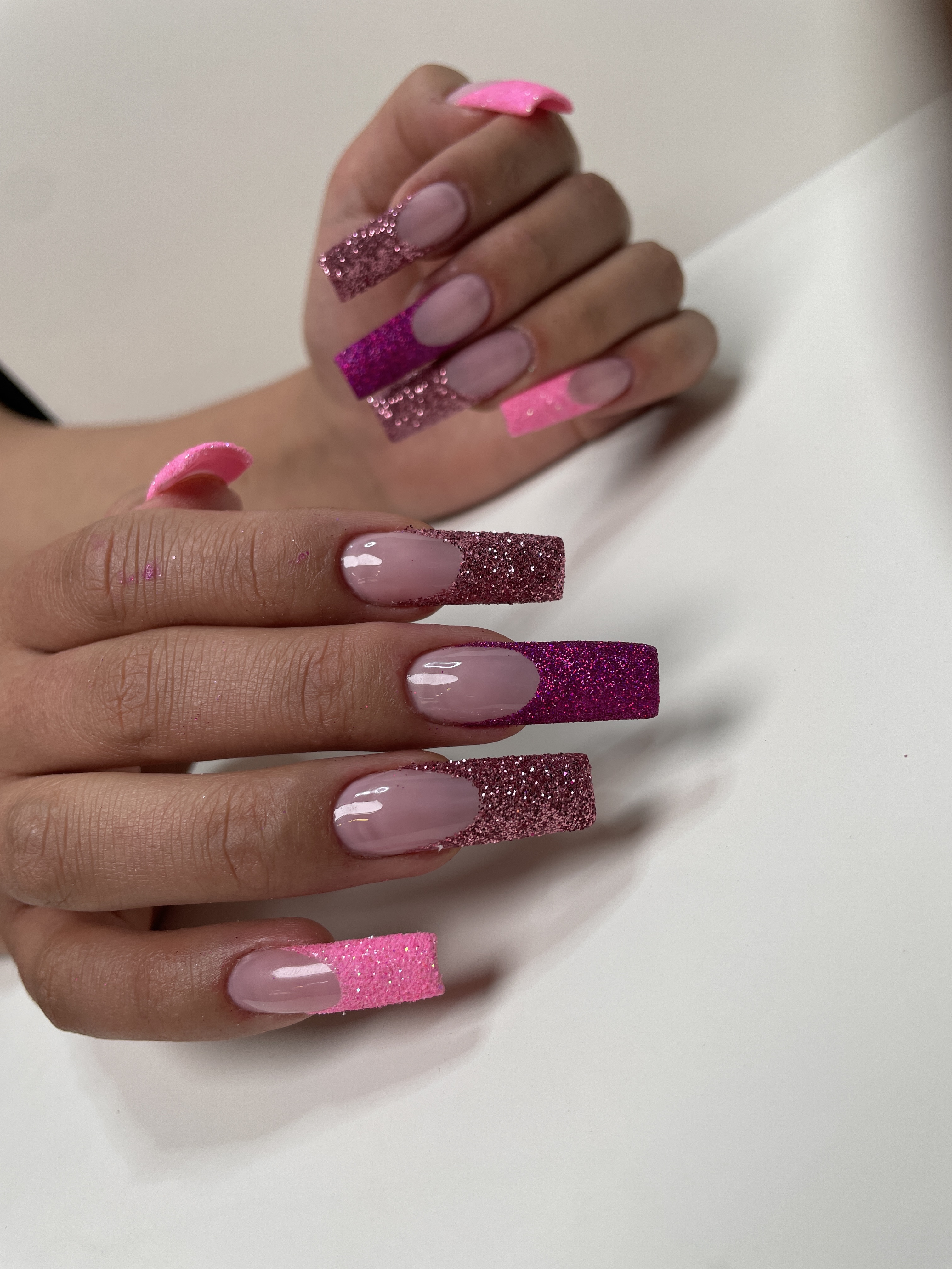 آکادمی ناخن هلیا