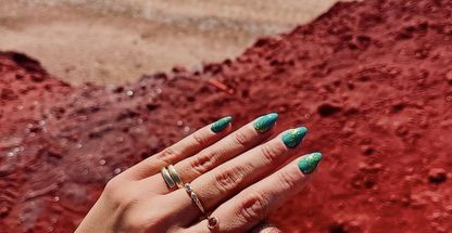 خدمات ناخن پارمیدا