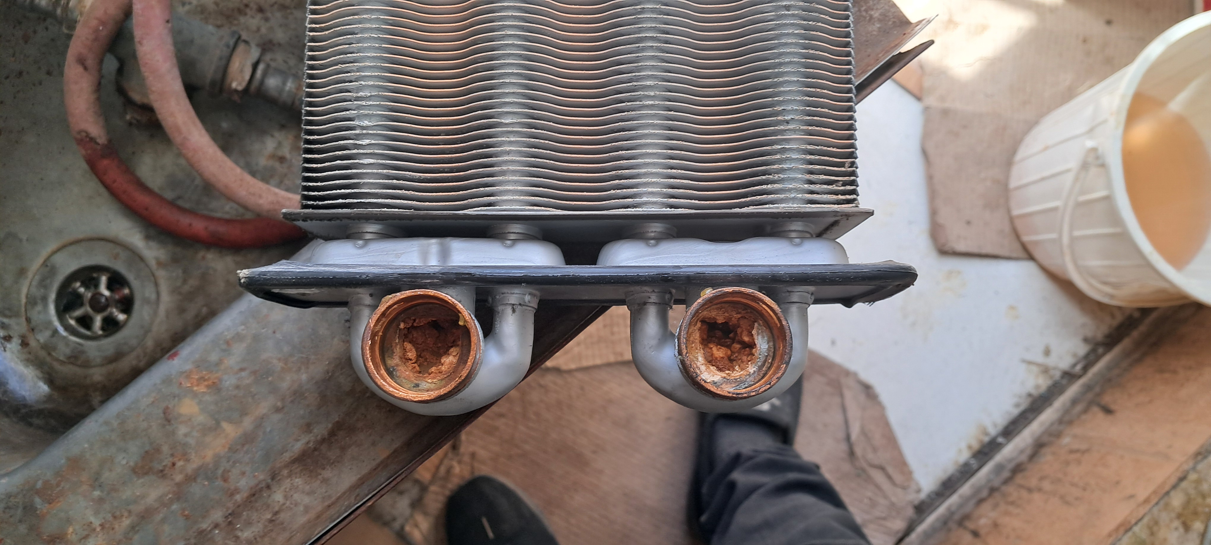 خدمات تخصصی پکیج ابگرمکن عسگری