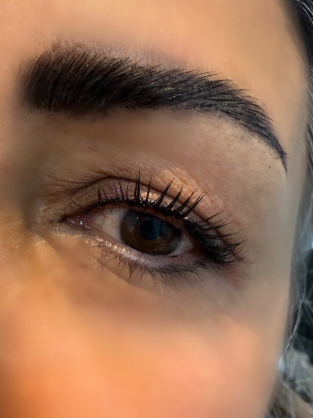 خدمات مژه و لیفت لمینیت نیلو